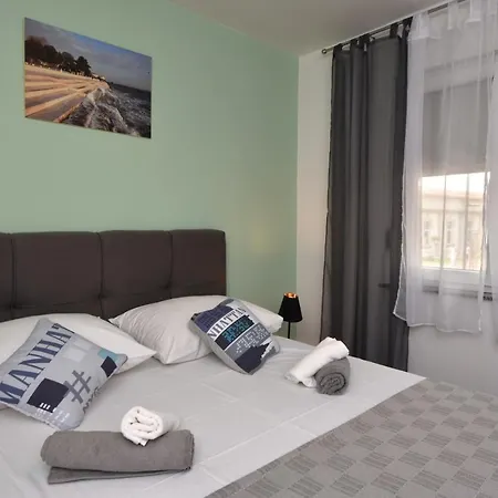 Apartamento Two Bedroom Marinero - Ae1437 *