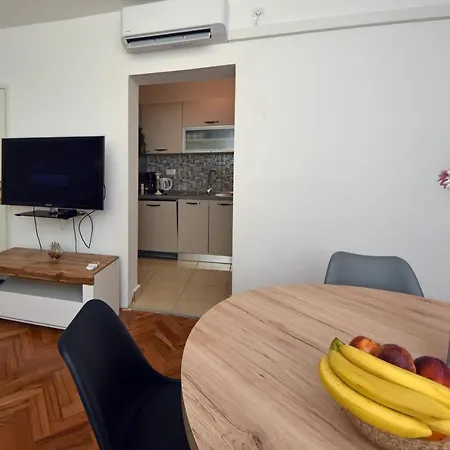 Two Bedroom Marinero Appartement *